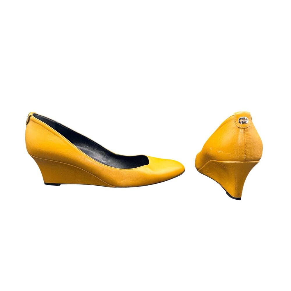 Gucci Leather Wedge Pumps Mustard Yellow Size 38 US 7.5-8 Made Italy Heels